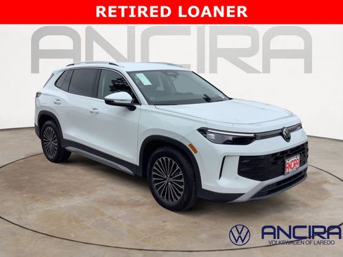 New 2026 Volkswagen Tiguan S FWD image 1
