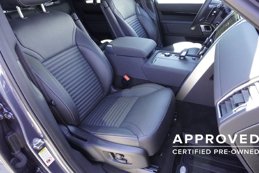 Used 2025 Land Rover Discovery S AWD/4WD image 24