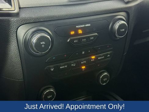 Used 2019 Ford Ranger XLT w/ Equipment Group 302A Luxury AWD/4WD image 19