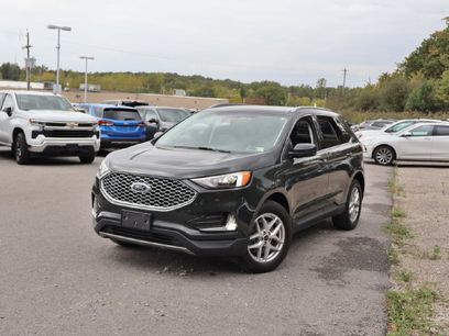 Used 2024 Ford Edge SEL w/ Convenience Package