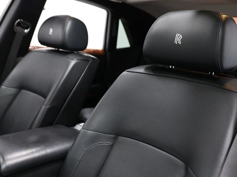 Used 2013 Rolls-Royce Ghost RWD image 18