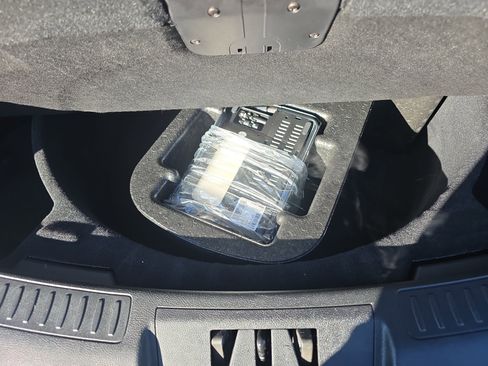 Used 2022 Lincoln Corsair AWD w/ Equipment Group 101A image 21