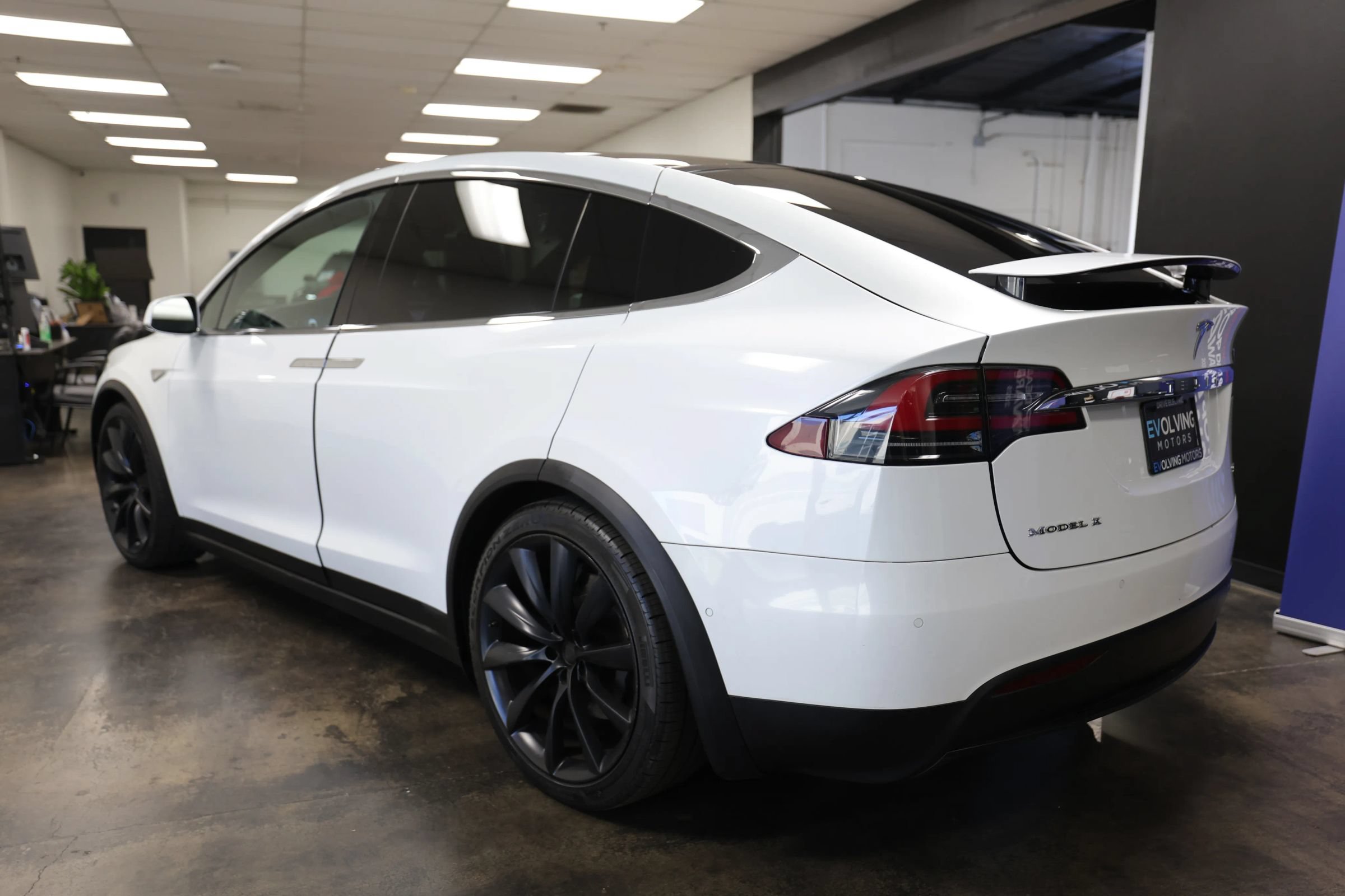 Used 2016 Tesla Model X 90D AWD/4WD image 11