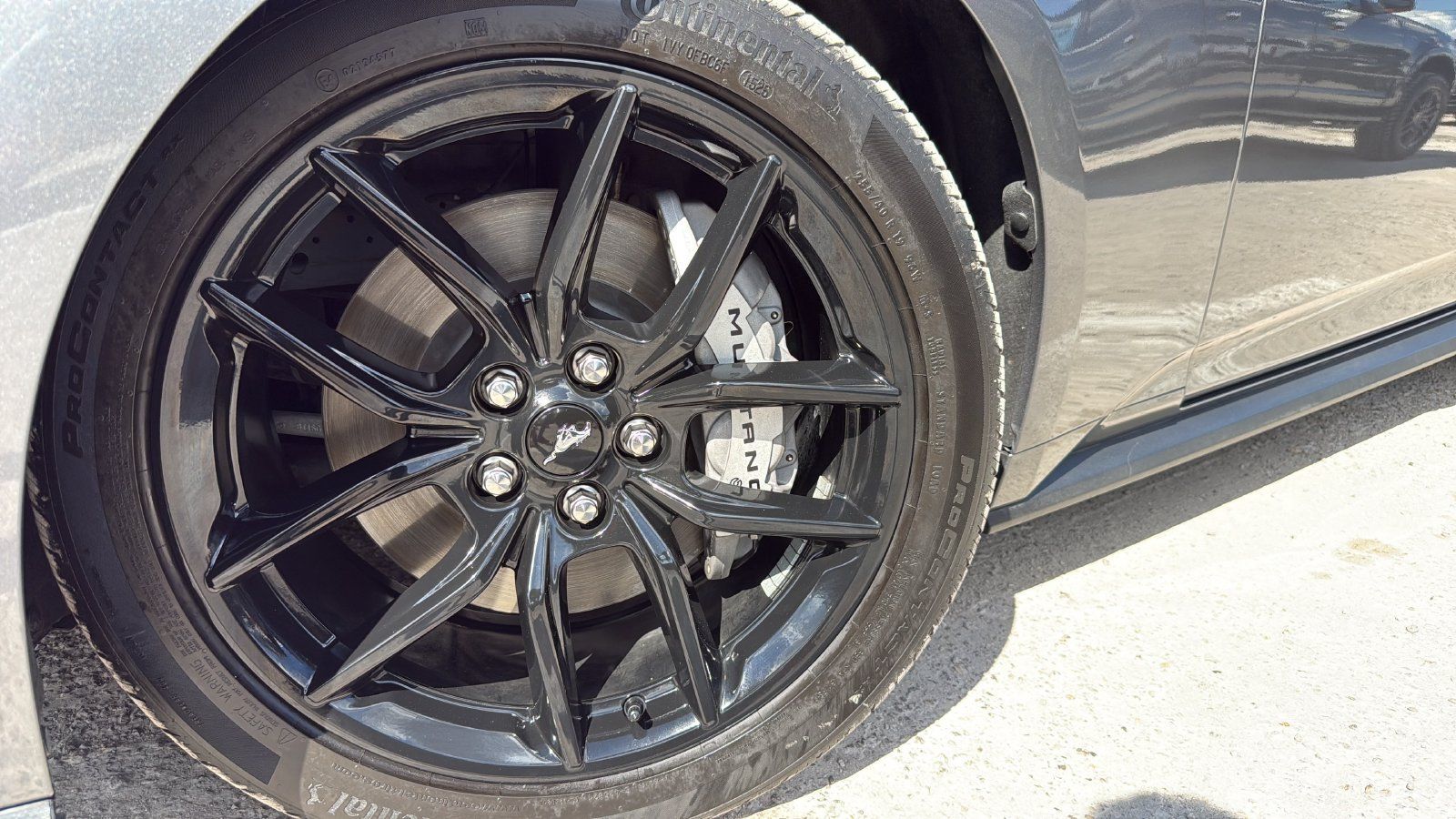 Used 2025 Ford Mustang GT Premium RWD image 27
