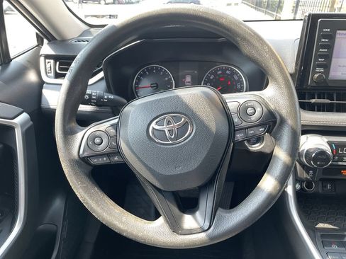 Used 2019 Toyota RAV4 XLE AWD/4WD image 16