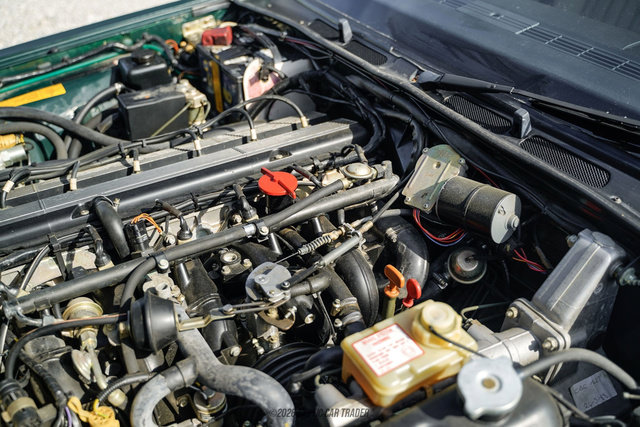 Used 1988 Jaguar XJ6 RWD image 23