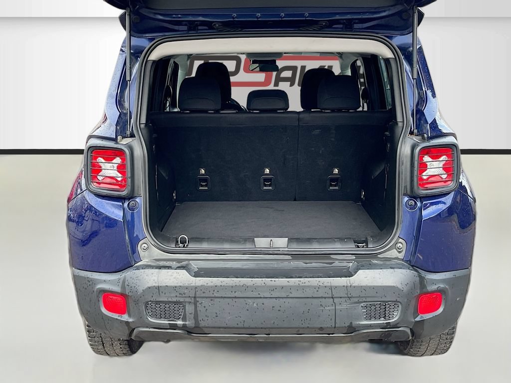 Used 2021 Jeep Renegade Latitude AWD/4WD image 26