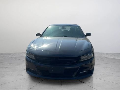 Used 2019 Dodge Charger SXT w/ Leather Interior Group RWD image 8