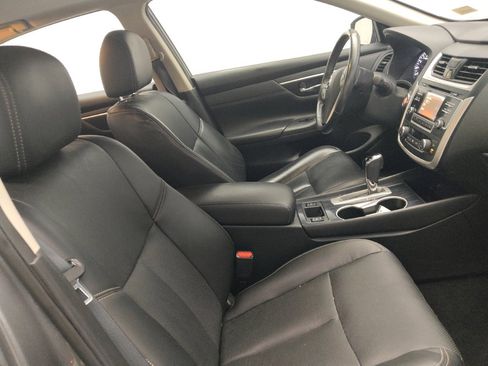 Used 2016 Nissan Altima 2.5 SL w/ Moonroof Package image 21