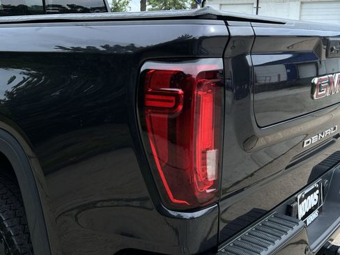 Used 2022 GMC Sierra 1500 Denali AWD/4WD image 22
