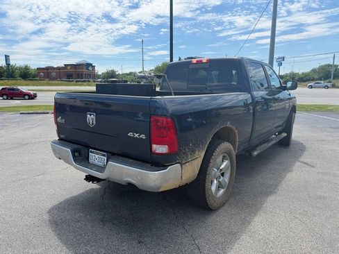 Used 2019 RAM 1500 Big Horn AWD/4WD image 4