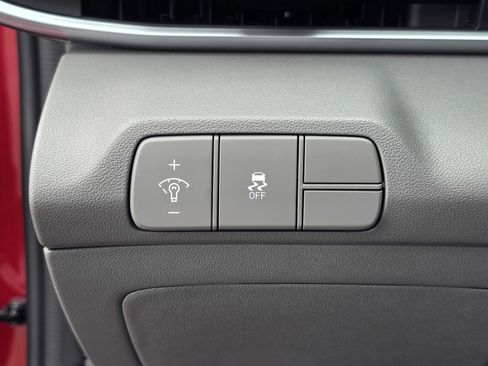 New 2025 Hyundai Elantra Sport image 34