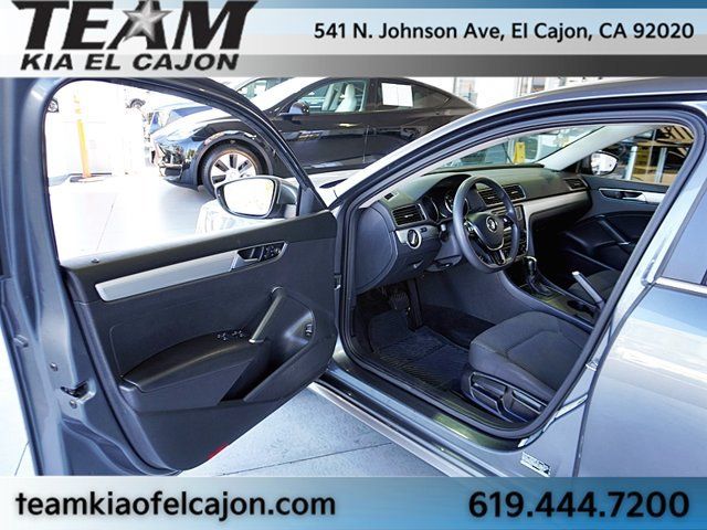 Used 2016 Volkswagen Passat 1.8T S FWD image 38