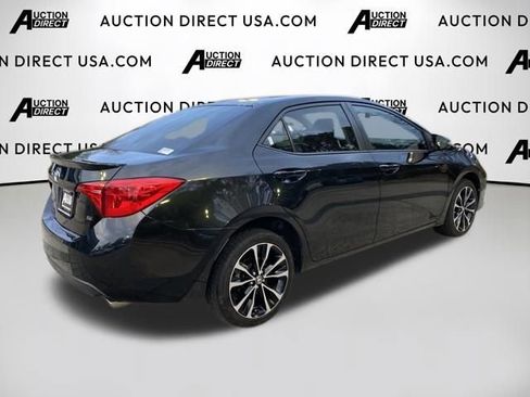 Used 2018 Toyota Corolla SE image 20