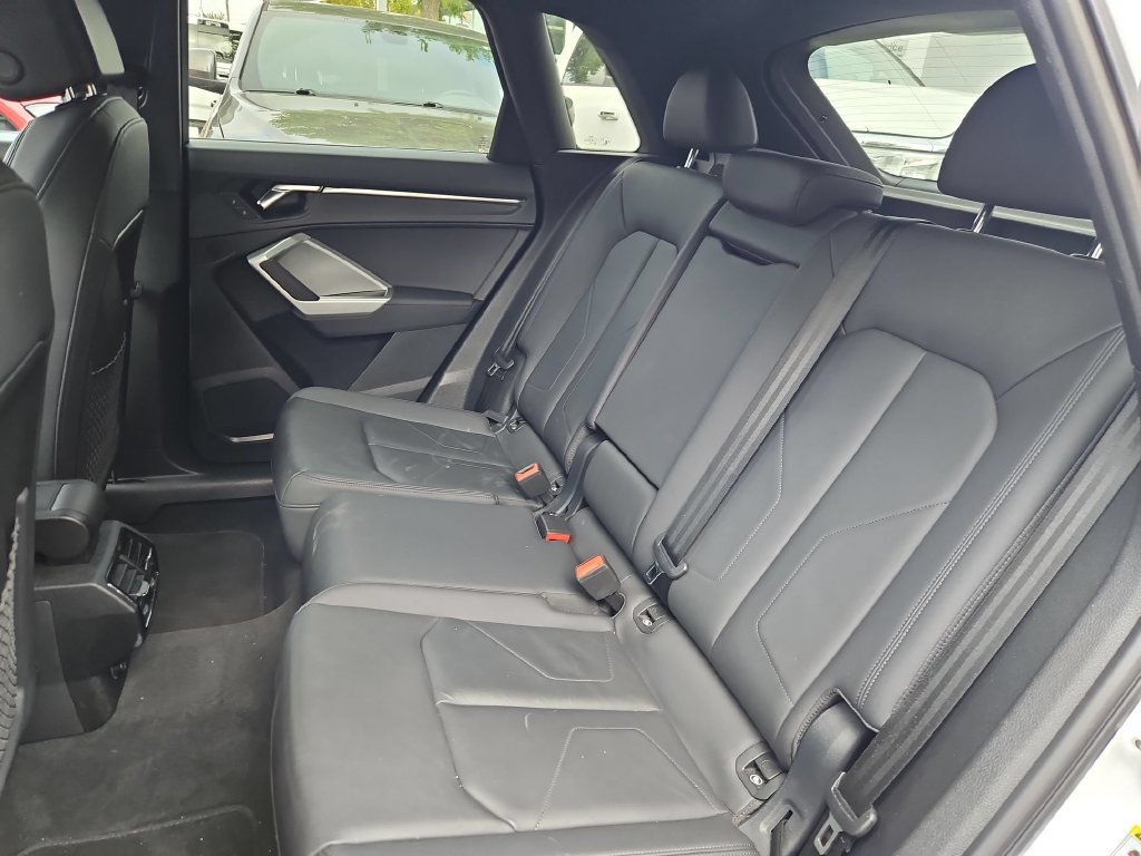 Used 2025 Audi Q3 2.0T Premium AWD/4WD image 14