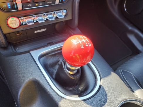 Used 2017 Ford Mustang GT Premium w/ Equipment Group 401A image 32