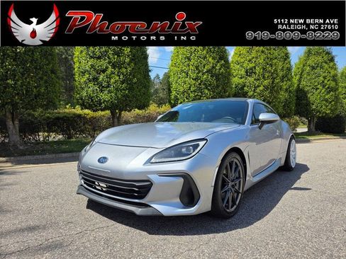 Used 2023 Subaru BRZ Limited RWD image 1