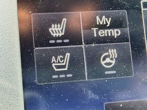 Used 2014 Lincoln MKS AWD w/ Equipment Group 101A image 22