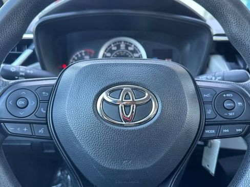 Used 2022 Toyota Corolla LE w/ Carpet Mat Package (TMS) FWD image 34