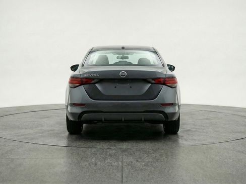 Used 2025 Nissan Sentra S image 7