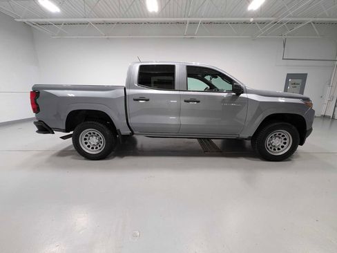 Used 2023 Chevrolet Colorado W/T RWD image 7