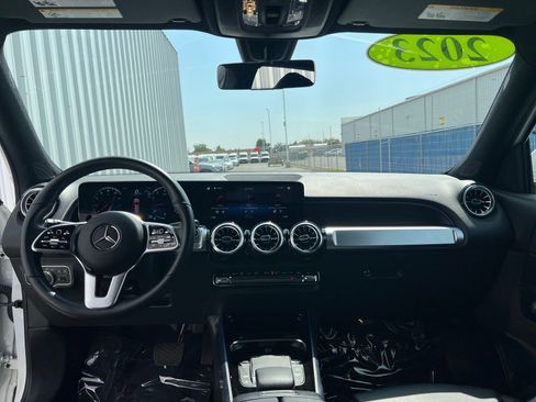 Used 2023 Mercedes-Benz GLB 250 image 16