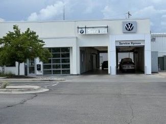 Used 2018 Toyota RAV4 XLE video 3