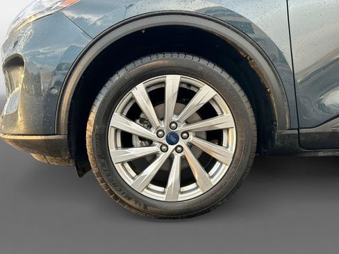 Used 2022 Ford Escape Titanium w/ Titanium Elite Package AWD/4WD image 15