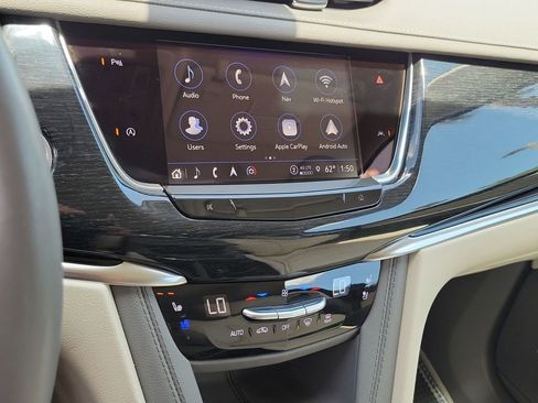 Used 2024 Cadillac XT6 Premium Luxury FWD image 13