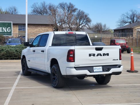 New 2026 RAM 1500 Express image 3