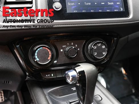 Used 2021 Honda HR-V Sport image 18