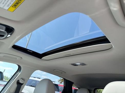 Used 2025 Hyundai Tucson SEL AWD/4WD image 18