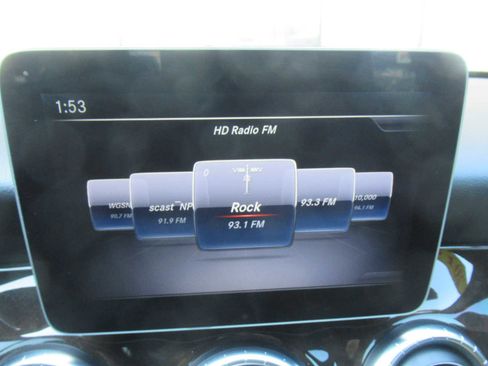 Used 2019 Mercedes-Benz CLA 250 image 32