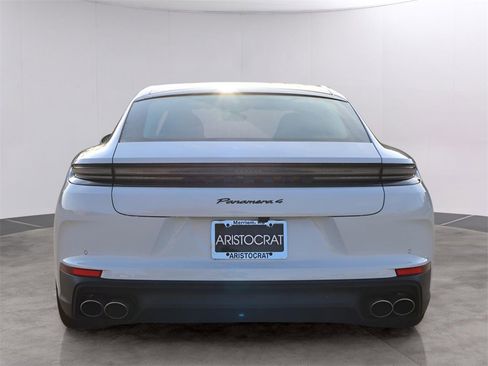 New 2026 Porsche Panamera image 7