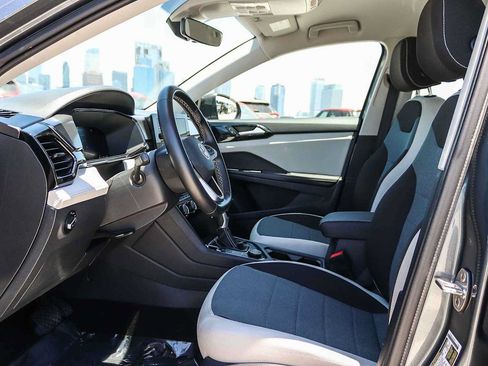 Used 2025 Volkswagen Taos S AWD/4WD image 17