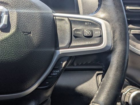 Used 2022 RAM 1500 Big Horn AWD/4WD image 23
