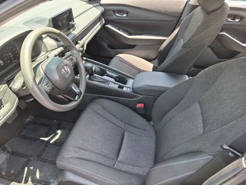 Used 2025 Honda Accord SE image 24