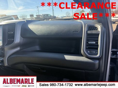 Used 2024 RAM 2500 Tradesman w/ Chrome Appearance Group image 34