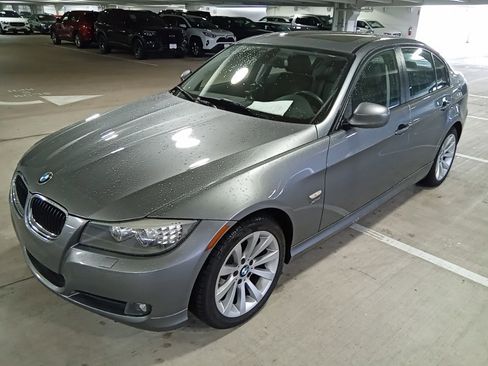 Used 2011 BMW 328i xDrive 328i xDrive image 2