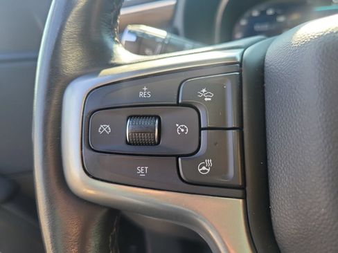 Used 2023 Chevrolet Suburban Premier AWD/4WD image 30