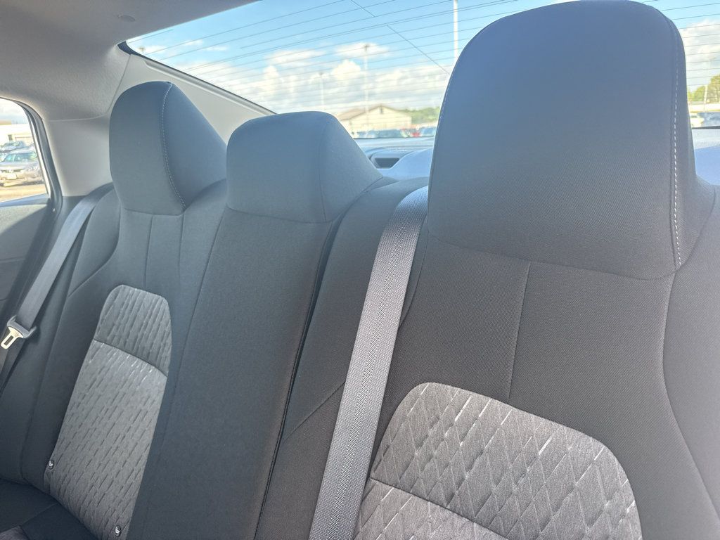New 2027 Nissan Sentra SV FWD image 32