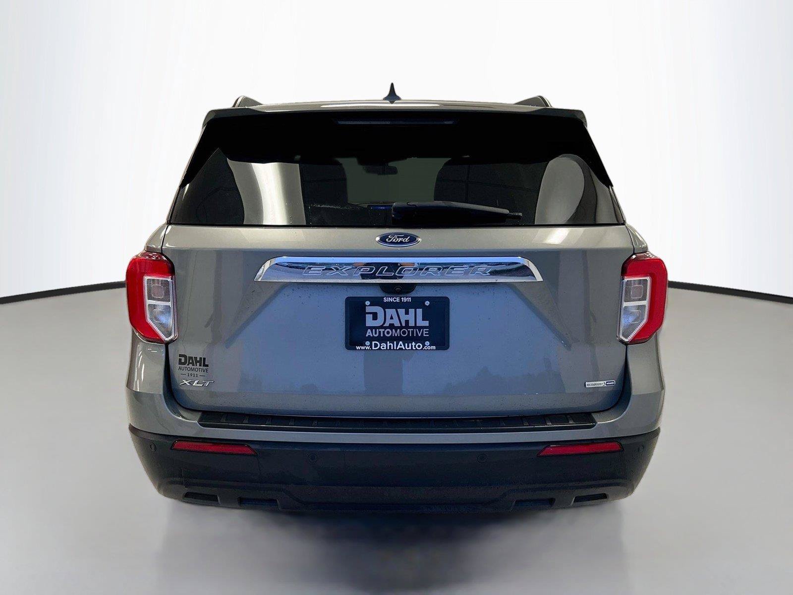 Used 2020 Ford Explorer XLT w/ Comfort Package AWD/4WD image 12