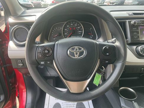 Used 2013 Toyota RAV4 LE AWD/4WD image 15