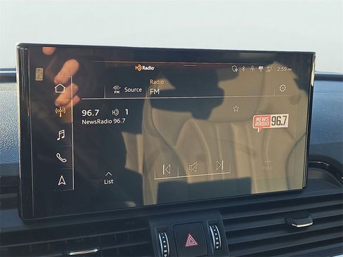 Certified 2024 Audi Q5 2.0T Premium Plus image 32