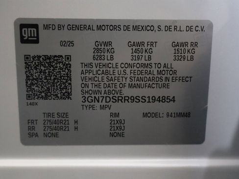 New 2025 Chevrolet Equinox EV RS image 33