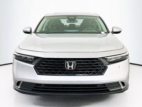 Used 2024 Honda Accord EX-L image 2