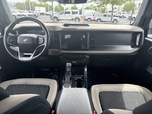 Used 2022 Ford Bronco Wildtrak AWD/4WD image 9