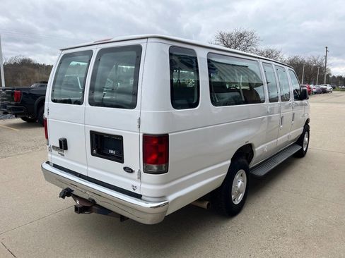 Used 2007 Ford E-350 and Econoline 350 XLT image 5