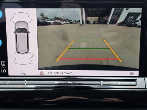 New 2026 Volkswagen Atlas SE FWD image 13
