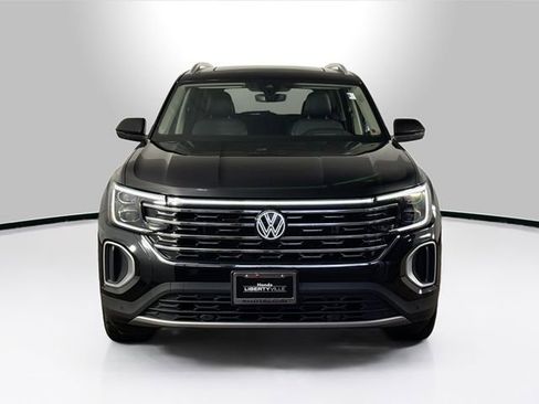 Used 2025 Volkswagen Atlas SEL image 15